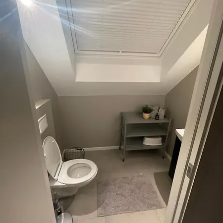 Holiday home Moderne Hytte Rett Ved Sjoen, Familievennlig Beliggenhet I Aros