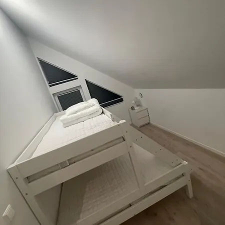 Moderne Hytte Rett Ved Sjoen, Familievennlig Beliggenhet I Aros * Kristiansand